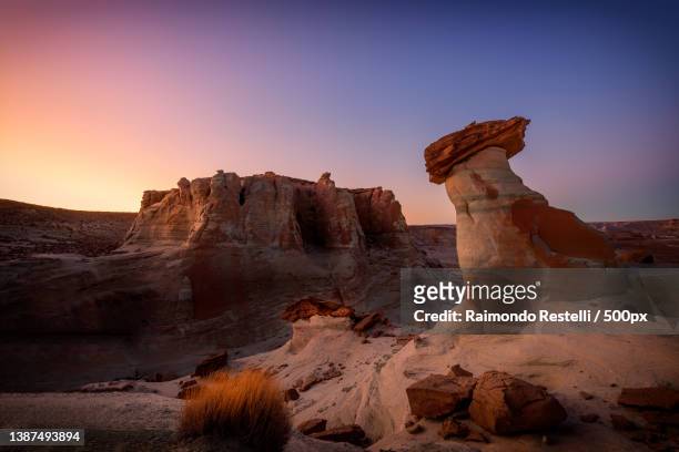view of rock formations at sunset,united states,usa - rock hoodoo stockfoto's en -beelden