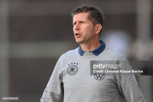 Guido Streichsbier, Head coach of Germany reacts during the international friendly match between Germany U18 and France U18 at GAZI-Stadion on March...