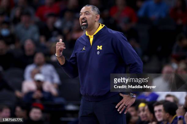 Head coach Juwan Howard of the Michigan Wolverines reacts during the second half against the Villanova Wildcats in the NCAA Men's Basketball...