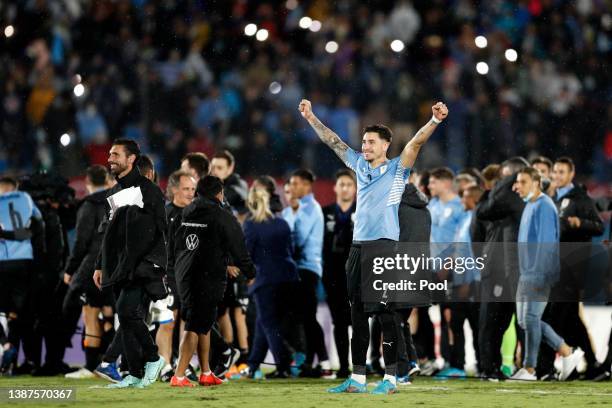 Jose María Gimenez of Uruguay celebrates qualifying after winning a match between Uruguay and Peru as part of FIFA World Cup Qatar 2022 Qualifiers at...