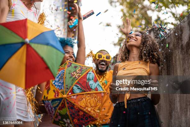 carnevale - brazilian carnival foto e immagini stock