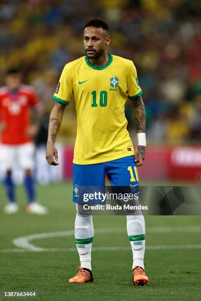 Neymar Jr. Of Brazil looks on during a match between Brazil and Chile as part of FIFA World Cup Qatar 2022 Qualifier on March 24, 2022 in Rio de...