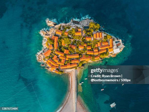 sveti stefan aerial,high angle view of sea shore,sveti stefan,montenegro - montenegro fotografías e imágenes de stock