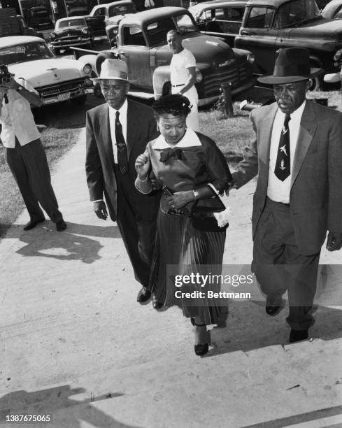 American civil rights activist Mamie Till , the mother of Emmett Till, outside Sumner courthouse during the trial of those accused of her son's...