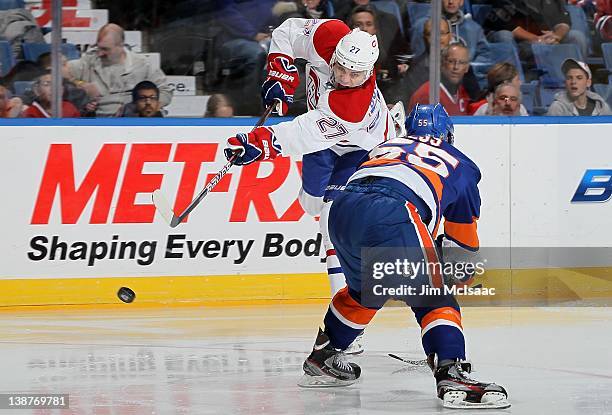 Rene Bourque of the Montreal Canadiens in action against the New York Islanders on February 9, 2012 at Nassau Coliseum in Uniondale, New York. The...