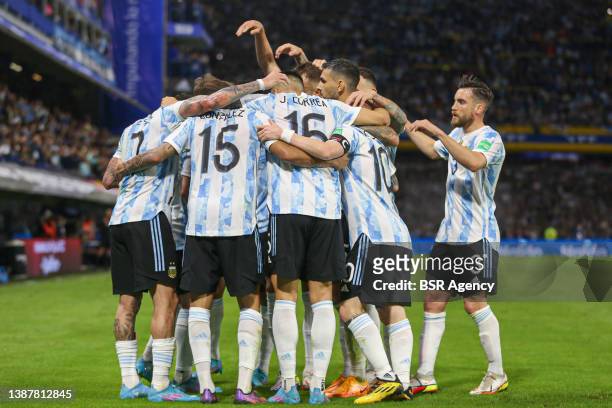 Players of Argentina celebrate a goal during the World Cup Qualification match between Argentina and Venezuela at La Bombonera on March 25, 2022 in...