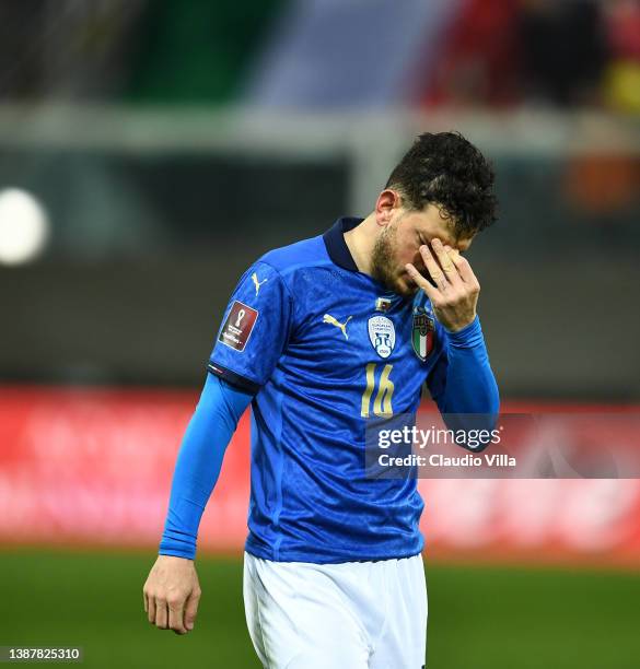 Alessandro Florenzi of Italy dejected during the 2022 FIFA World Cup Qualifier knockout round play-off match between Italy and North Macedonia at...