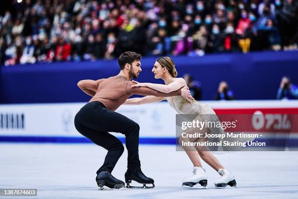 Gabriella Papadakis and Guillaume Cizeron of France compete in the Ice Dance Free Dance during day 4 of the ISU World Figure Skating Championships at...