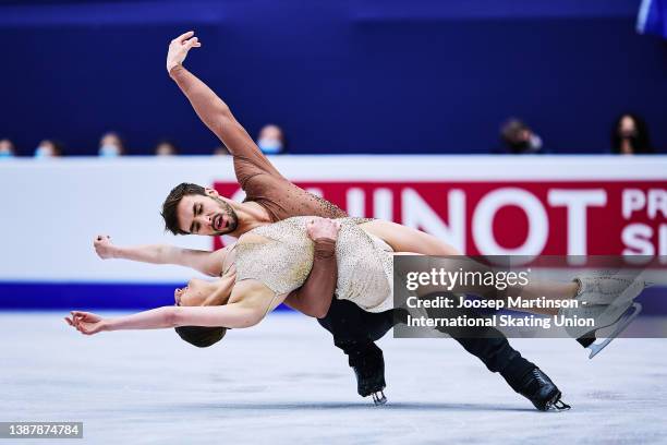 Gabriella Papadakis and Guillaume Cizeron of France compete in the Ice Dance Free Dance during day 4 of the ISU World Figure Skating Championships at...