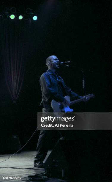 Ed Kowaczyk and the band Live performs in concert at Jones Beach Theater on September 8, 1995 in Wantaugh, New York.