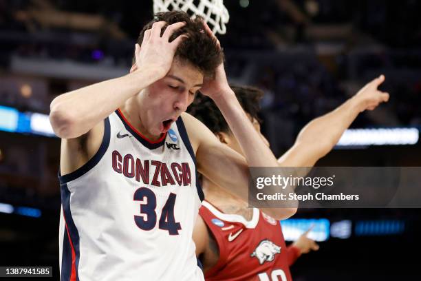 Chet Holmgren of the Gonzaga Bulldogs reacts against the Arkansas Razorbacks in the Sweet Sixteen round game of the 2022 NCAA Men's Basketball...