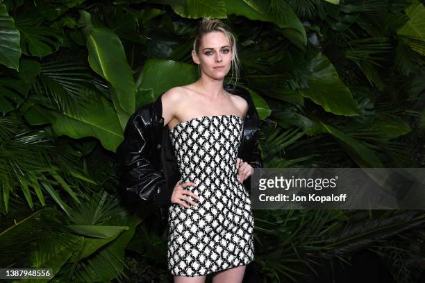 Kristen Stewart attends the CHANEL and Charles Finch Pre-Oscar Awards Dinner at the Polo Lounge on March 26, 2022 in Beverly Hills, California.