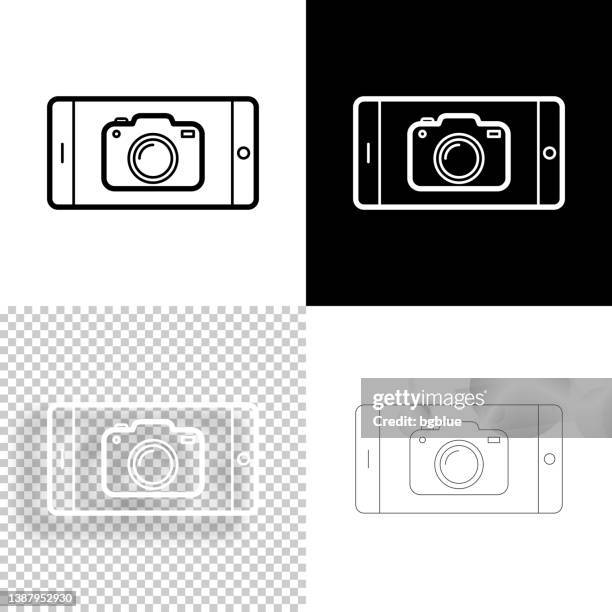 ilustrações, clipart, desenhos animados e ícones de smartphone com câmera. ícone para design. fundo em branco, branco e preto - ícone da linha - celular com câmera