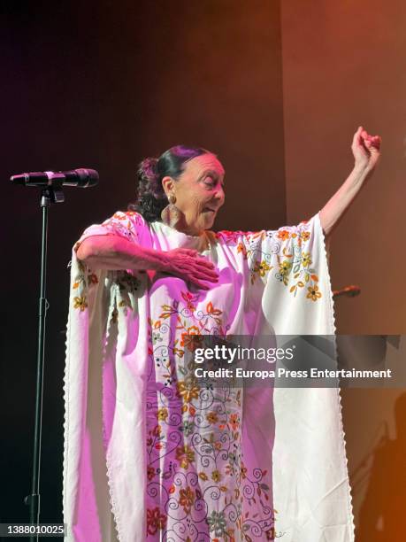 Netty Singer Betty Missiego Photos and Premium High Res Pictures - Getty Images