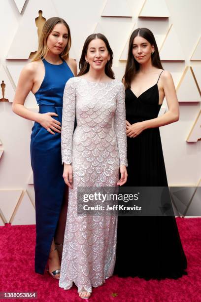 Este Haim, Alana Haim, and Danielle Haim attend the 94th Annual Academy Awards at Hollywood and Highland on March 27, 2022 in Hollywood, California.