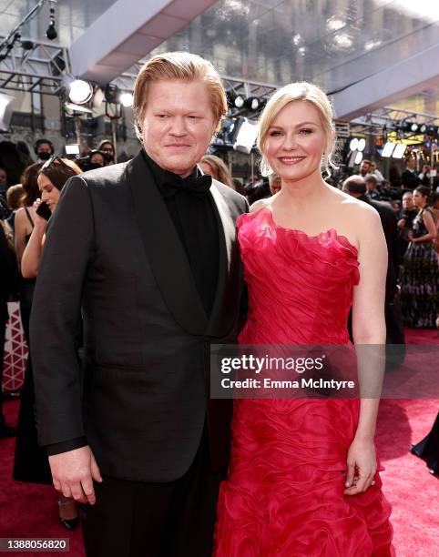 Jesse Plemons and Kirsten Dunst attend the 94th Annual Academy Awards at Hollywood and Highland on March 27, 2022 in Hollywood, California.