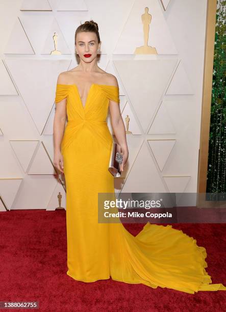 Julianne Hough attends the 94th Annual Academy Awards at Hollywood and Highland on March 27, 2022 in Hollywood, California.