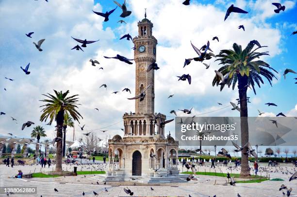 izmir clock tower - izmir stockfoto's en -beelden