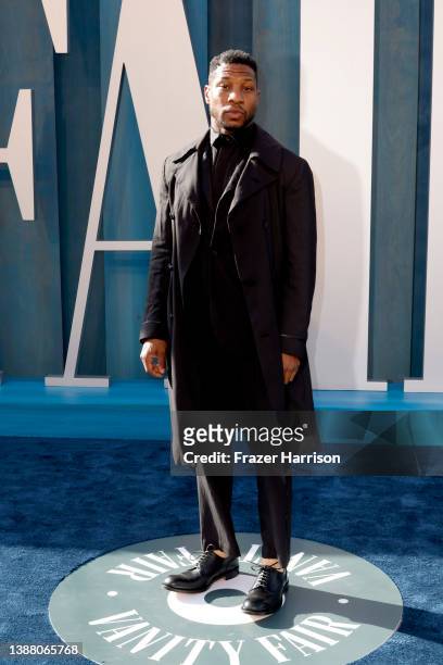 Jonathan Majors attends the 2022 Vanity Fair Oscar Party hosted by Radhika Jones at Wallis Annenberg Center for the Performing Arts on March 27, 2022...