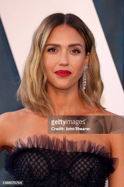 Jessica Alba attends the 2022 Vanity Fair Oscar Party Hosted By Radhika Jones at Wallis Annenberg Center for the Performing Arts on March 27, 2022 in...
