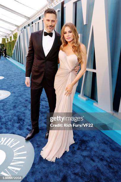 Joe Manganiello and Sofía Vergara attend the 2022 Vanity Fair Oscar Party hosted by Radhika Jones at Wallis Annenberg Center for the Performing Arts...