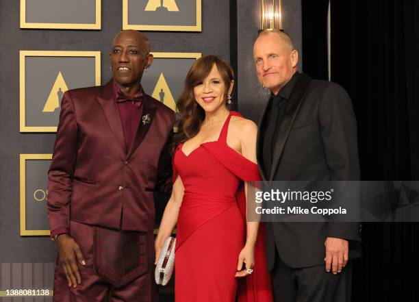 Wesley Snipes, Rosie Perez, and Woody Harrelson pose in the press room during the 94th Annual Academy Awards at Hollywood and Highland on March 27,...