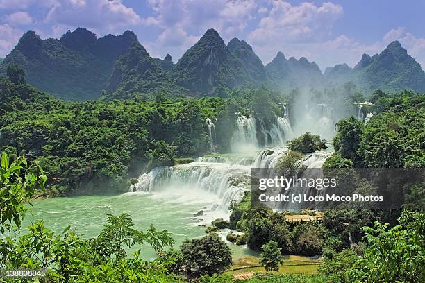 detian waterfall, guangxi, china - detian waterfall stock pictures, royalty-free photos & images