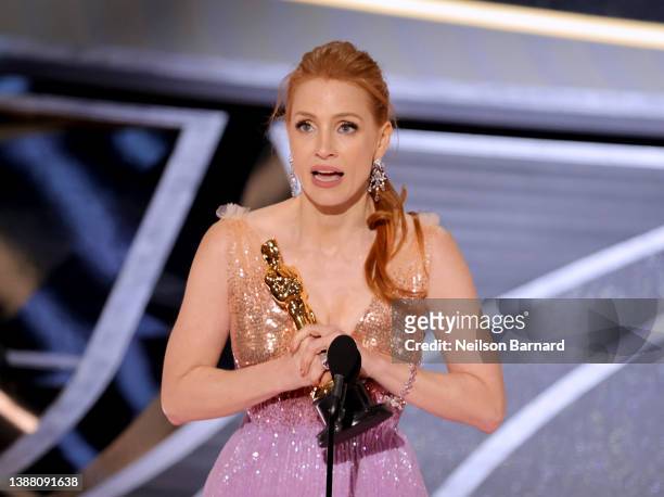 Jessica Chastain accepts the Actress in a Leading Role award for ‘The Eyes of Tammy Faye’ onstage during the 94th Annual Academy Awards at Dolby...
