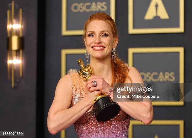Jessica Chastain, winner of the Actress in a Leading Role award for ‘The Eyes of Tammy Faye’ poses in the press room during the 94th Annual Academy...