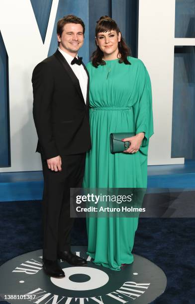 Jason Ritter and Melanie Lynskey attend the 2022 Vanity Fair Oscar Party hosted by Radhika Jones at Wallis Annenberg Center for the Performing Arts...