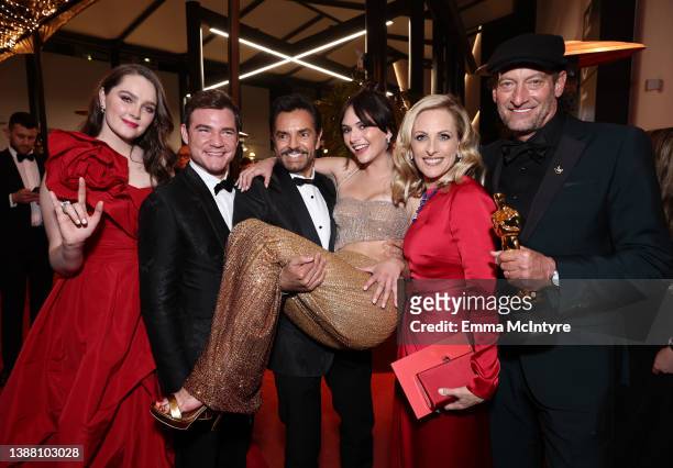 Amy Forsyth, Daniel Durant, Eugenio Derbez, Emilia Jones, Marlee Matlin, and Troy Kotsur, winner of the Actor in a Supporting Role award for ‘CODA,’...