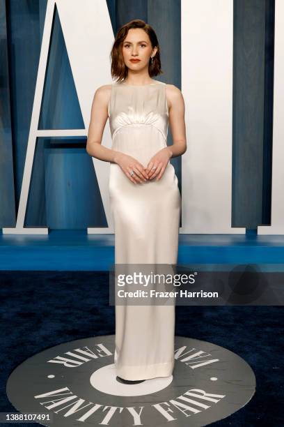 Maude Apatow attends the 2022 Vanity Fair Oscar Party hosted by Radhika Jones at Wallis Annenberg Center for the Performing Arts on March 27, 2022 in...