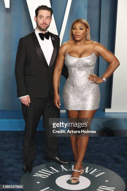 Alexis Ohanian and Serena Williams attend the 2022 Vanity Fair Oscar Party hosted by Radhika Jones at Wallis Annenberg Center for the Performing Arts...
