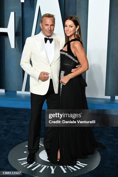 Kevin Costner and Christine Baumgartner attend the 2022 Vanity Fair Oscar Party Hosted by Radhika Jones at Wallis Annenberg Center for the Performing...