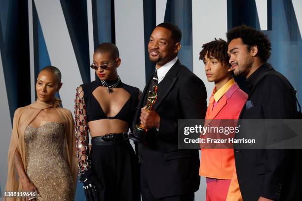 Jada Pinkett Smith, Willow Smith, Will Smith, Jaden Smith, and Trey Smith attend the 2022 Vanity Fair Oscar Party hosted by Radhika Jones at Wallis...