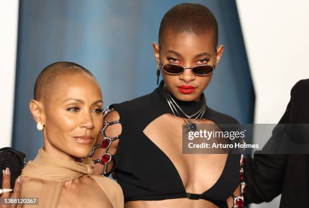 Jada Pinkett Smith and Willow Smith attend the 2022 Vanity Fair Oscar Party hosted by Radhika Jones at Wallis Annenberg Center for the Performing...