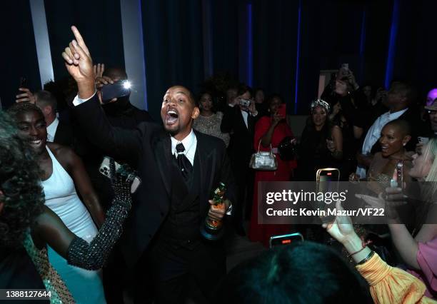 Will Smith and Jada Pinkett Smith attend the 2022 Vanity Fair Oscar Party hosted by Radhika Jones at Wallis Annenberg Center for the Performing Arts...