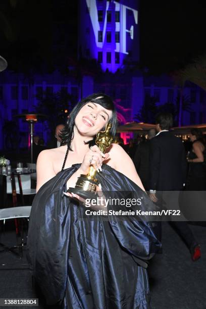 Billie Eilish attends the 2022 Vanity Fair Oscar Party hosted by Radhika Jones at Wallis Annenberg Center for the Performing Arts on March 27, 2022...