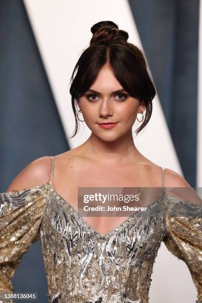 Emilia Jones attends the 2022 Vanity Fair Oscar Party Hosted By Radhika Jones at Wallis Annenberg Center for the Performing Arts on March 27, 2022 in...