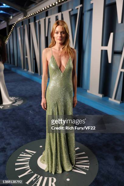 Camille Rowe attends the 2022 Vanity Fair Oscar Party hosted by Radhika Jones at Wallis Annenberg Center for the Performing Arts on March 27, 2022 in...