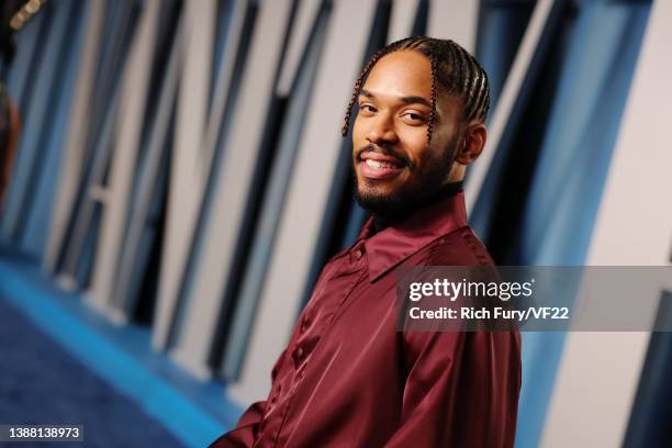 Kelvin Harrison Jr. Attends the 2022 Vanity Fair Oscar Party hosted by Radhika Jones at Wallis Annenberg Center for the Performing Arts on March 27,...