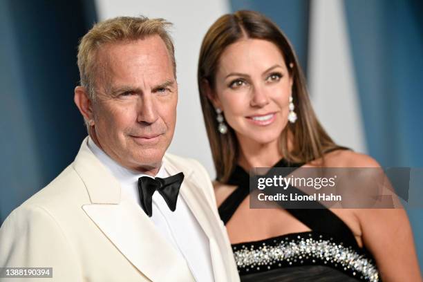 Kevin Costner and Christine Baumgartner attend the 2022 Vanity Fair Oscar Party hosted by Radhika Jones at Wallis Annenberg Center for the Performing...