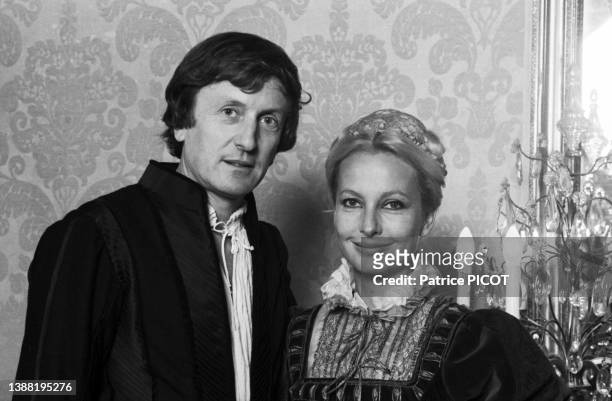 Claude Rich et Geneviève Casile lors de la répétition de la pièce 'Lorenzaccio' d'Alfred de Musset à la 'Comédie-Française' à Paris le 4 novembre 1976