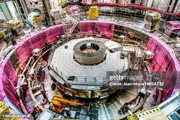 Puits qui contiendra le Tokamak lors de la construction du réacteur thermonucléaire expérimental international sur le site de Cadarache le 28 juillet...