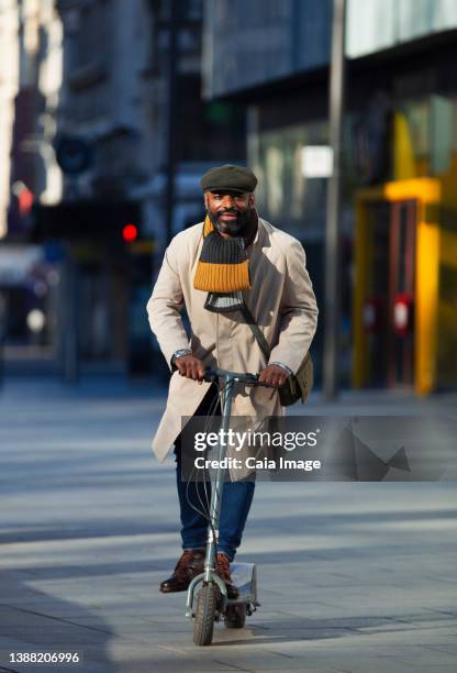 592 Man In Winter Trench Coat Photos and Premium High Res Pictures - Getty Images 592 Man In Winter Trench Coat Photos and Premium High Res Pictures - Getty Images