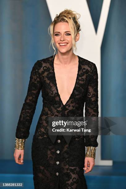 Kristen Stewart attends the 2022 Vanity Fair Oscar Party hosted by Radhika Jones at Wallis Annenberg Center for the Performing Arts on March 27, 2022...