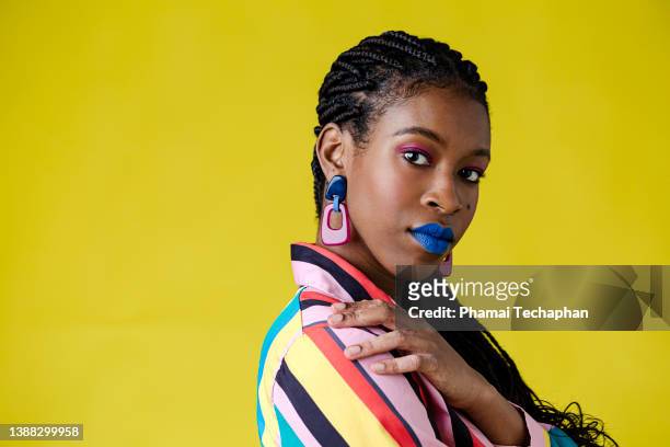 beautiful and colorful - black makeup stockfoto's en -beelden