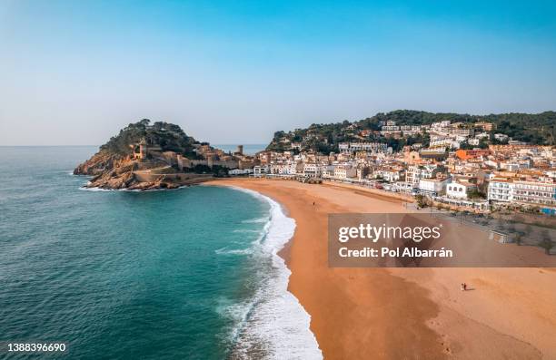 aerial view of tossa de mar beach in gerona province, catalonia, spain. - españa fotografías e imágenes de stock