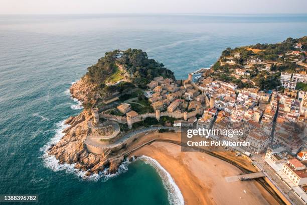 aerial view of tossa de mar and fortress (vila vella) on costa brava, catalonia, spain. - tossa de mar imagens e fotografias de stock