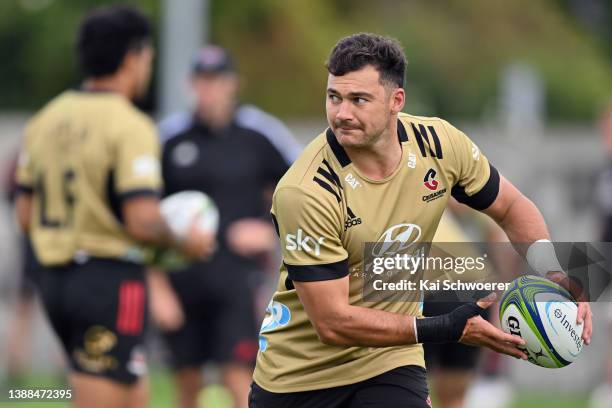 David Havili looks to pass the ball during a Crusaders Super Rugby training session at Rugby Park on March 30, 2022 in Christchurch, New Zealand.